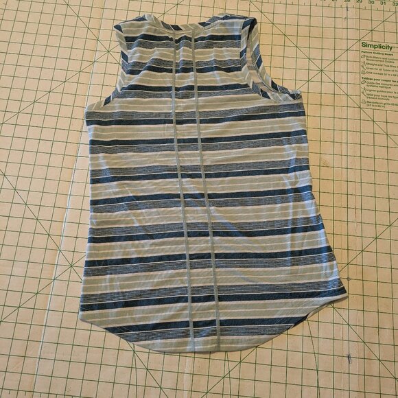 EUC Title Nine Vibe Tank top WS - Picture 4 of 8